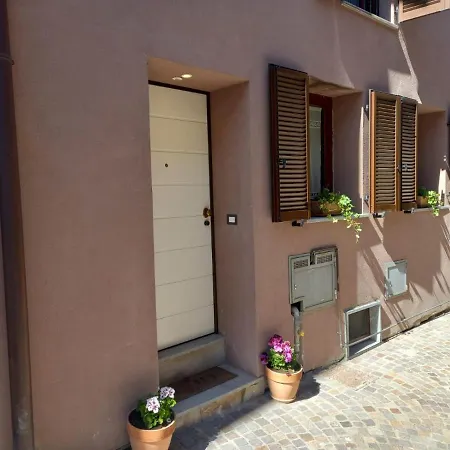 Antico Vicolo - Giulia Apartmán