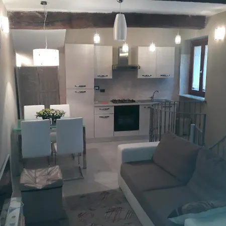 Antico Vicolo - Giulia Apartmán *